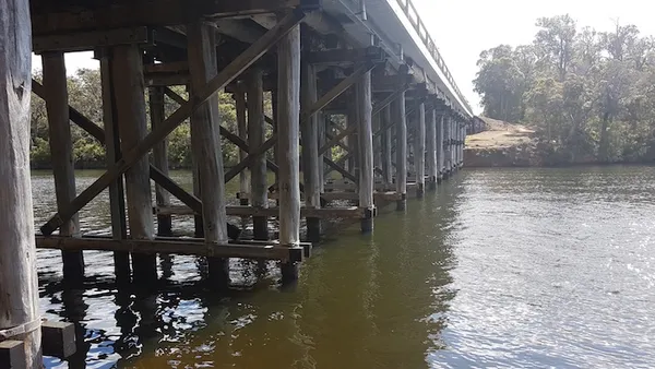 Image of Alexandra Bridge